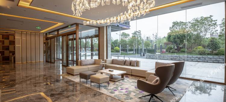 麗枫酒店(枣庄万达广场高铁站店)图片