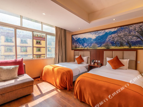 雅江蜀渝商务酒店