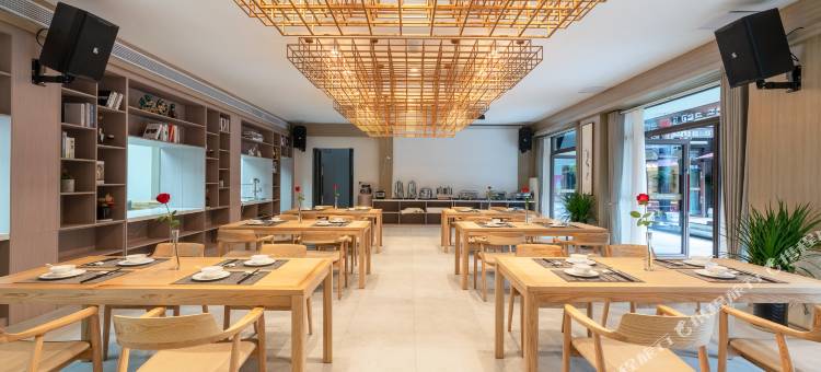 丽呈别院·尊御侍庭酒店(遵义市汇川区古城店)图片