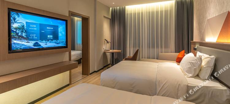 柏曼酒店(玉林汽车总站十字街店)图片