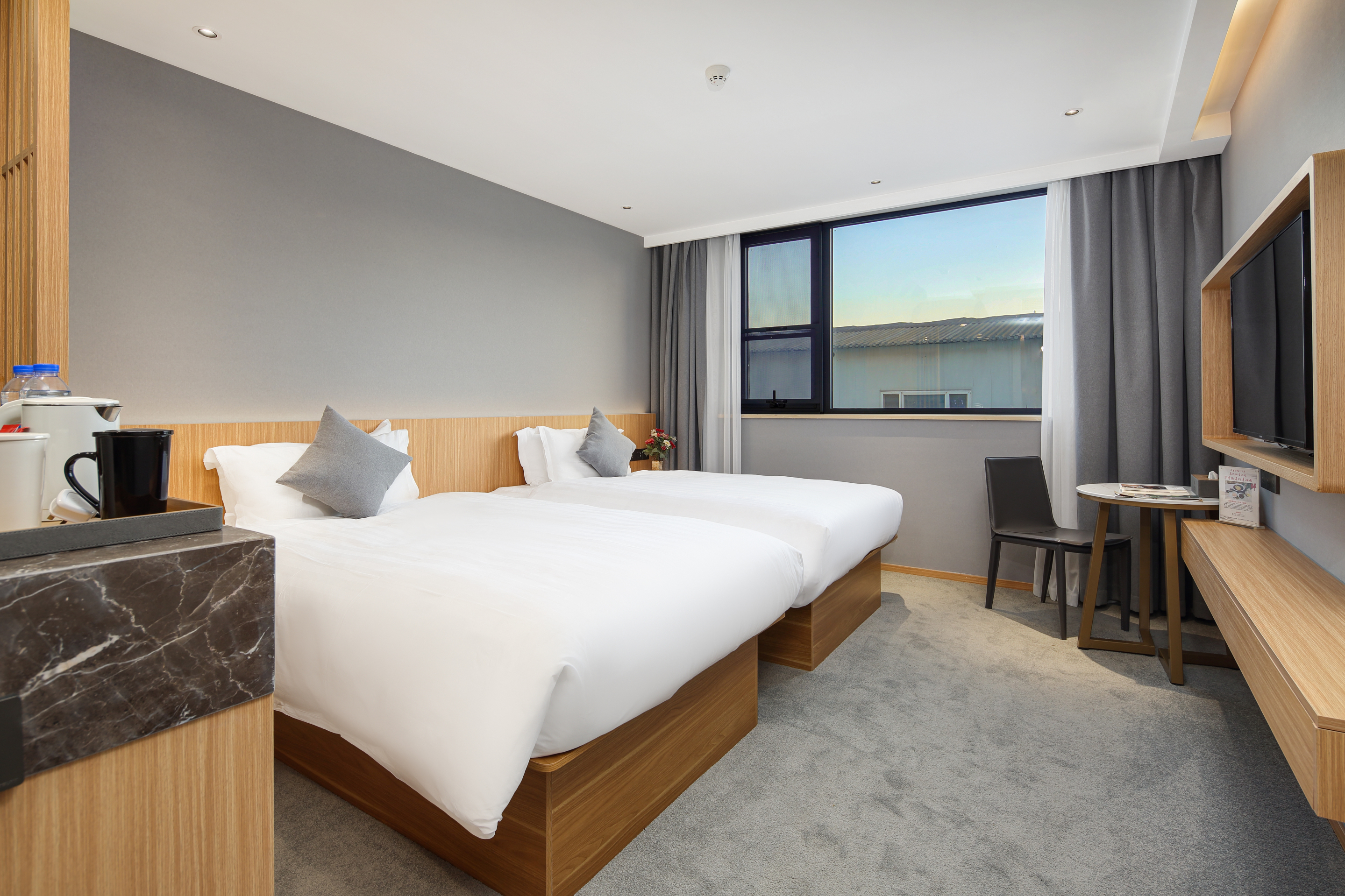 Suzhou Overseas Chinese Hotel Over view