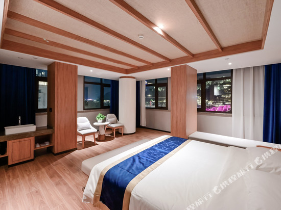 兰州中山宾馆(中山桥张掖路商业街店)