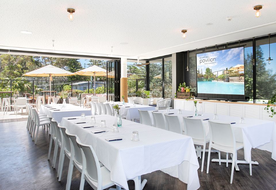 Bannisters Pavilion Mollymook Hotel Overview