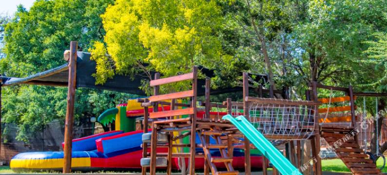 四季高尔夫休闲水疗中心(Seasons Golf, Leisure, Spa)图片