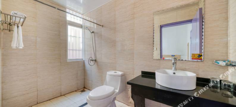 宁波万里行宾馆(北仑银泰店)图片