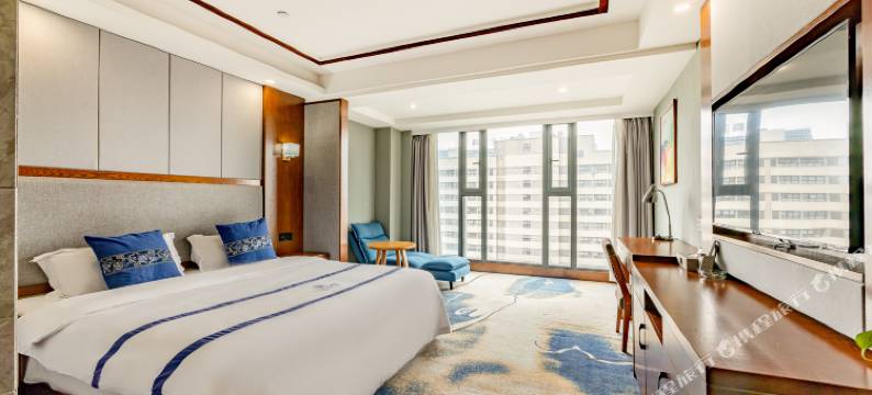 都市绿洲酒店(贵阳白云绿地新都会店)图片