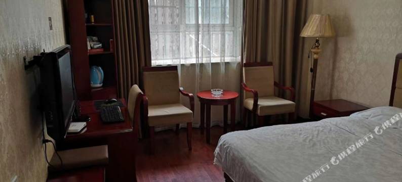 鹤峰大嘉宾馆图片