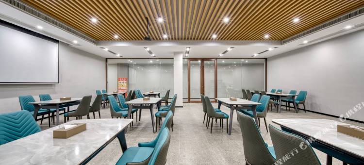 格雅酒店(菏泽二十一中店)图片
