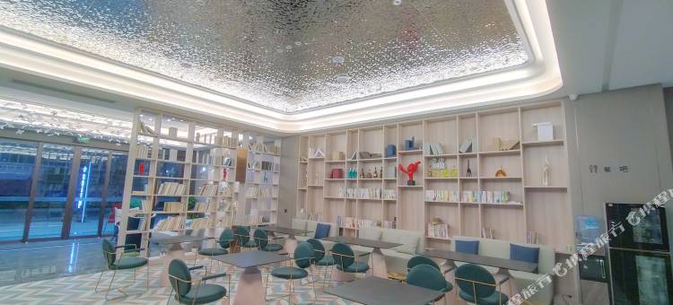 锦顺天华酒店(陇川店)图片