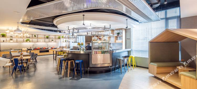 康铂酒店(南京清凉山地铁站环宇城店)图片