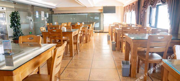 7天优品酒店(昆明高铁南站大学城地铁站店)图片