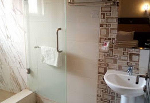 Caesar's Court Hotel and SuitesHotel Overview