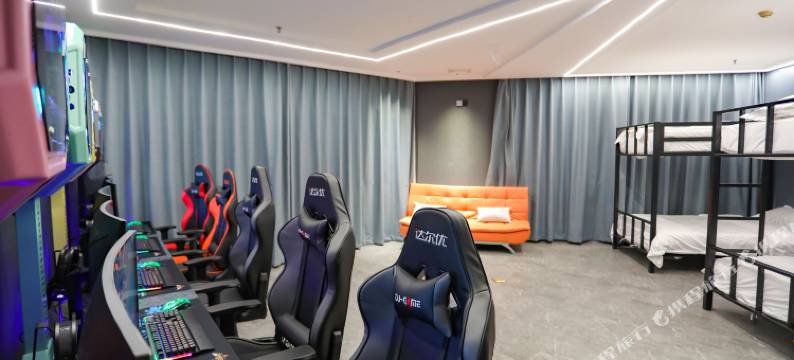 鲸鱼电竞酒店图片