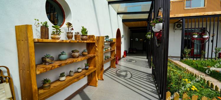 简舍·轻享民宿(那拉提景区店)图片