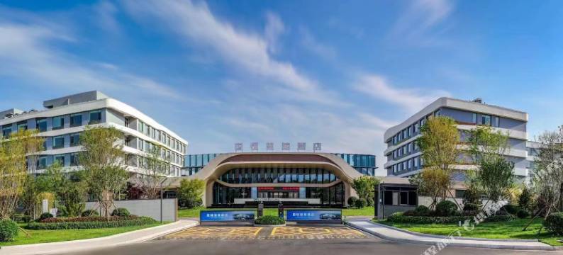 日照国恒蓝鲸酒店图片