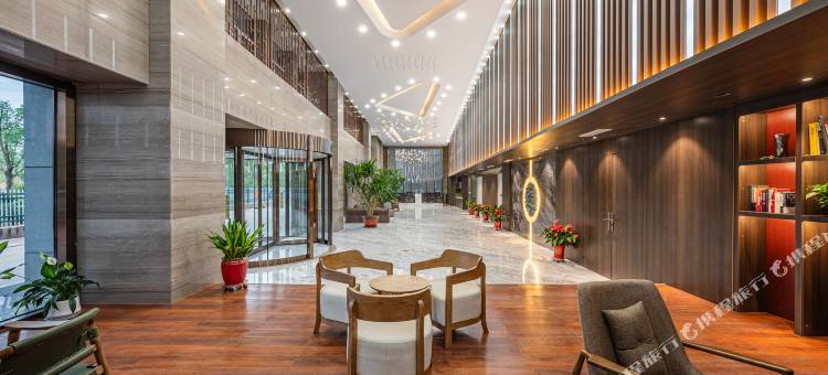 丽呈東谷酒店 (承德双滦融媒体中心店)图片