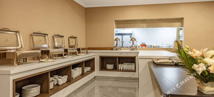 丽祥酒店(益田假日世界大营坡地铁站店)图片