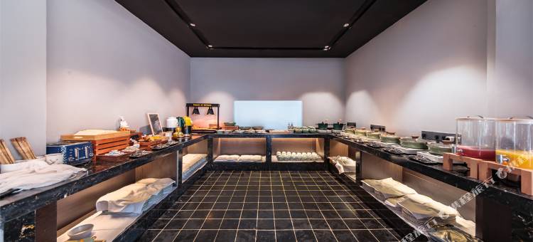 宜尚酒店(香格里拉松赞林寺景区店)图片