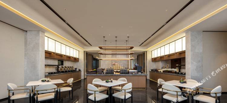 长沙岳麓山橘子洲亚朵酒店图片