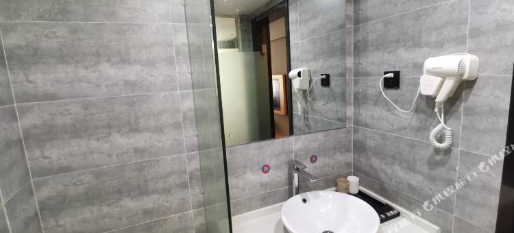 骏怡连锁酒店(武汉江汉路循礼门地铁站店)图片