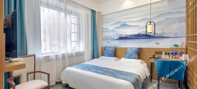 蓝鼎风雅酒店(佳木斯向阳区大润发广场店)图片