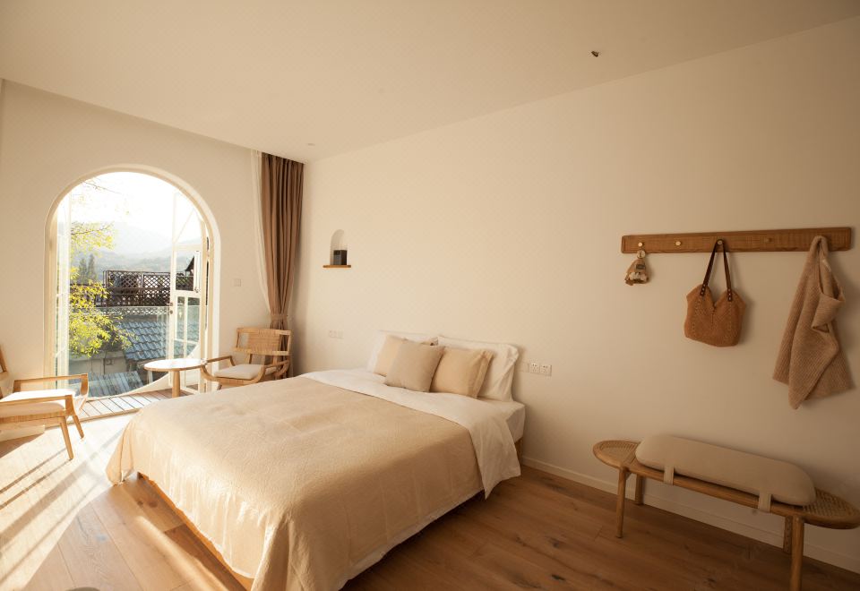  Hotel Overview