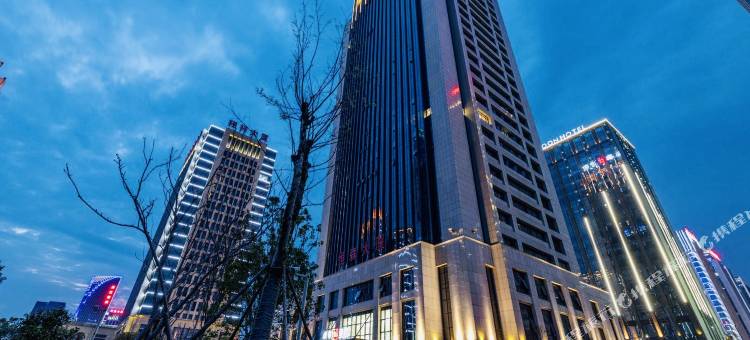 途客呈舍酒店(诸暨万风广场店)图片