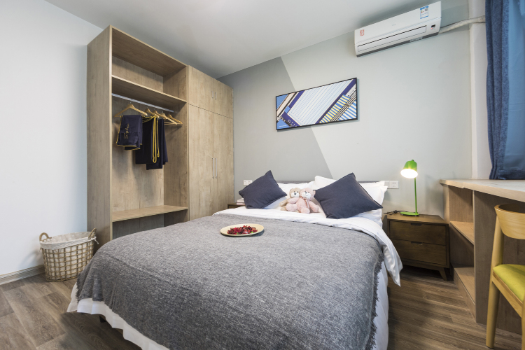 E Guest ApartmentHotel Overview