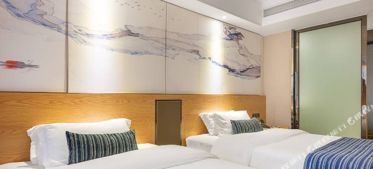 荔波地球绿宝石大酒店(荔波古镇店)图片