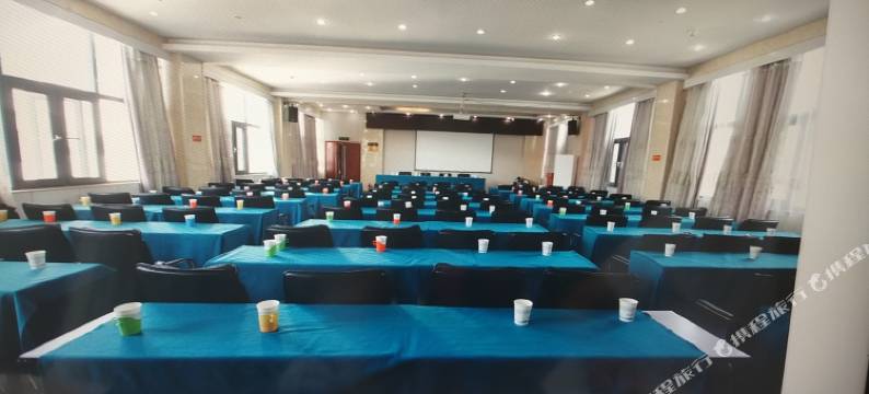 景东金丰大酒店图片