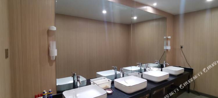 灵石明宫水域酒店图片