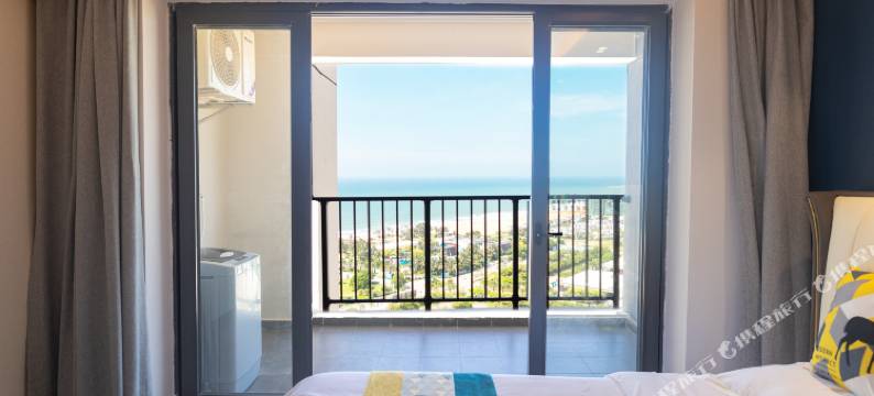 拾涧海公寓(月亮湾店)图片