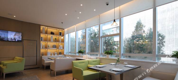 深圳东门壹棠服务公寓(老街地铁站店)图片