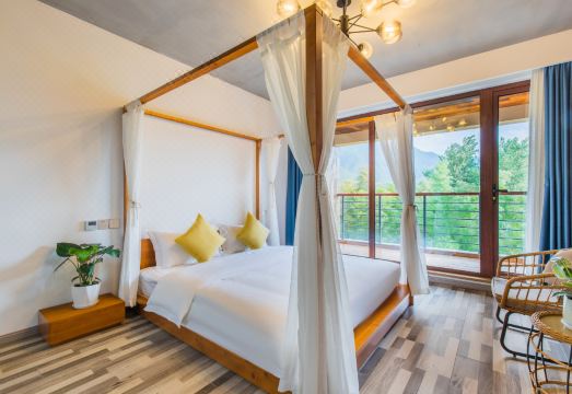 Pushe Guesthouse Hotel Overview