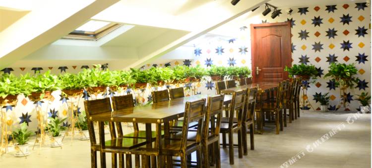 简爱佰年酒店(义乌国际商贸城店)图片