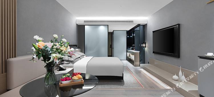 逸尚东方酒店(万达广场澳源体育中心店)图片