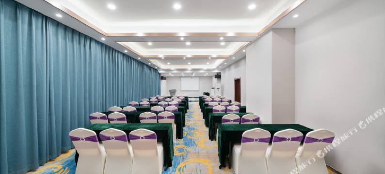 贵荷·通程酒店(贵港万达广场店)图片