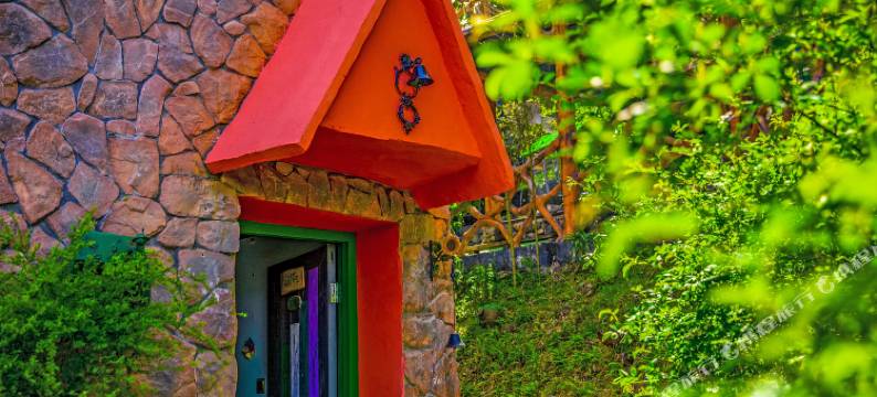 宁波奇遇谷民宿(溪口景区店)图片