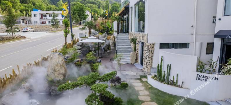 老君山畔山民宿(中灵索道店)图片