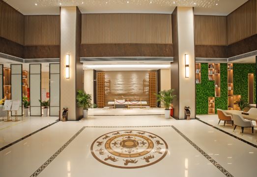 Qianmei International Hotel (Shaoguan Nanxiong Covered Bridge) Hotel Overview