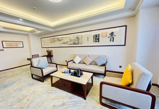 Tedda Hotel Asahikawa Hotel Overview