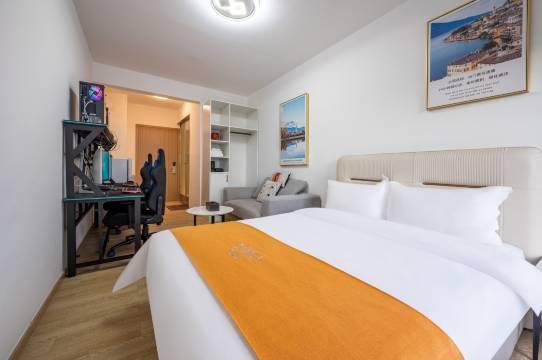 UU电竞公寓(华夏陶瓷博览城店)