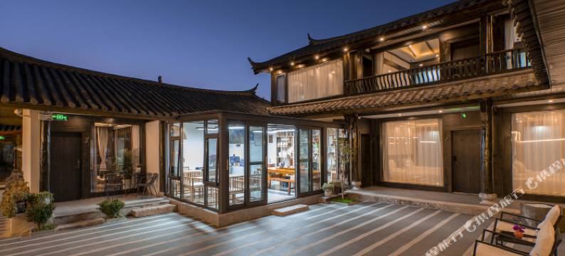 晚居度假庭院(丽江木府店)图片