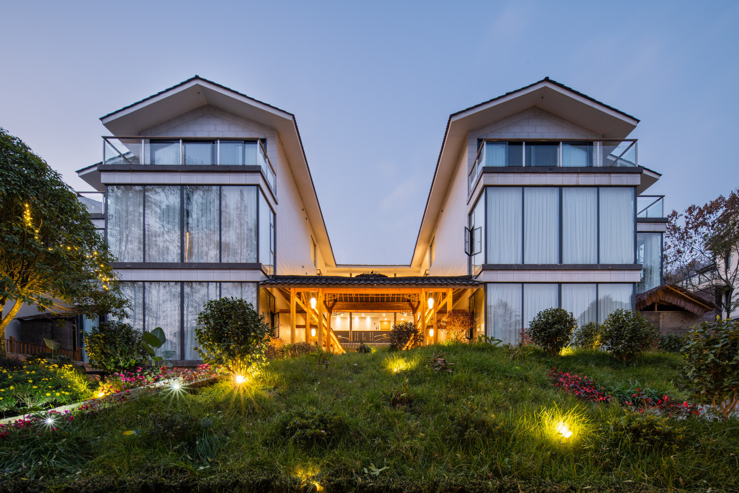 Qingcheng Guiju Hotel Overview