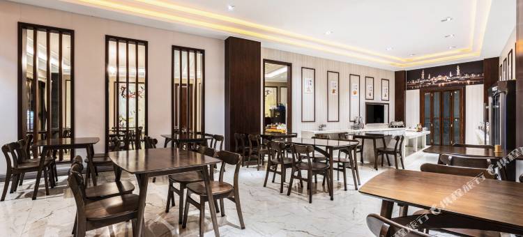 瑞丽兴都温泉酒店(多宝之城店)图片