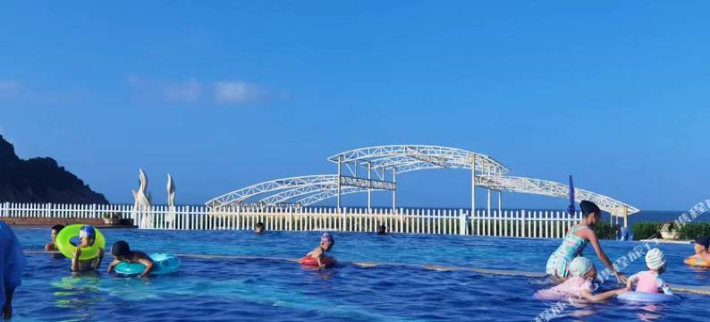 基湖沙滩房车营地图片