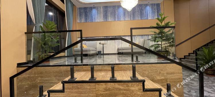 颂多巴日酒店图片