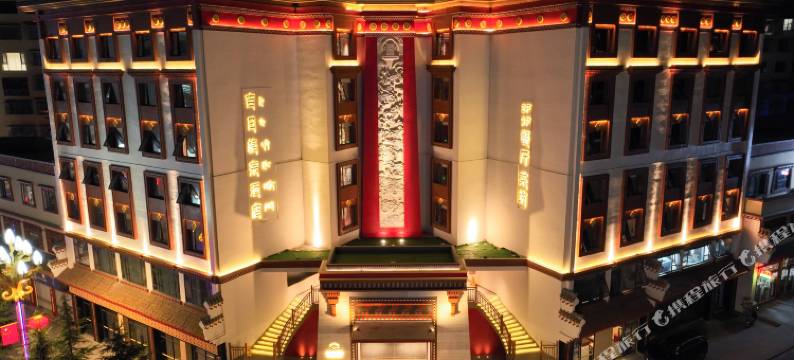 九龙吉日格宗酒店图片