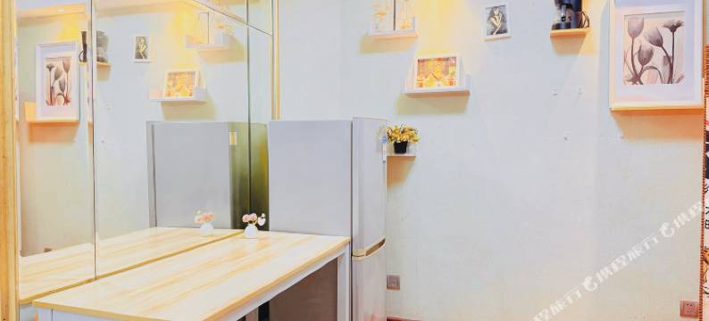 深圳商旅家公寓(华强北商业区科学馆地铁站店)图片