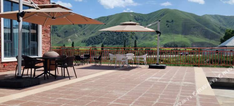 尼勒克云澜山泉民宿(喀什河店)图片